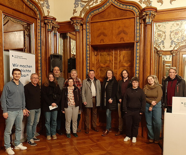 Der Gemeinderat der Stadt Sigmaringen war zu Besuch im Staatsarchiv Sigmaringen.